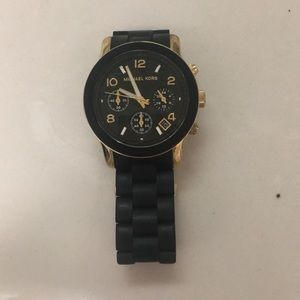 Michael Kors Black watch